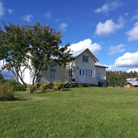 Old Manor Holmila-vanha Holmila